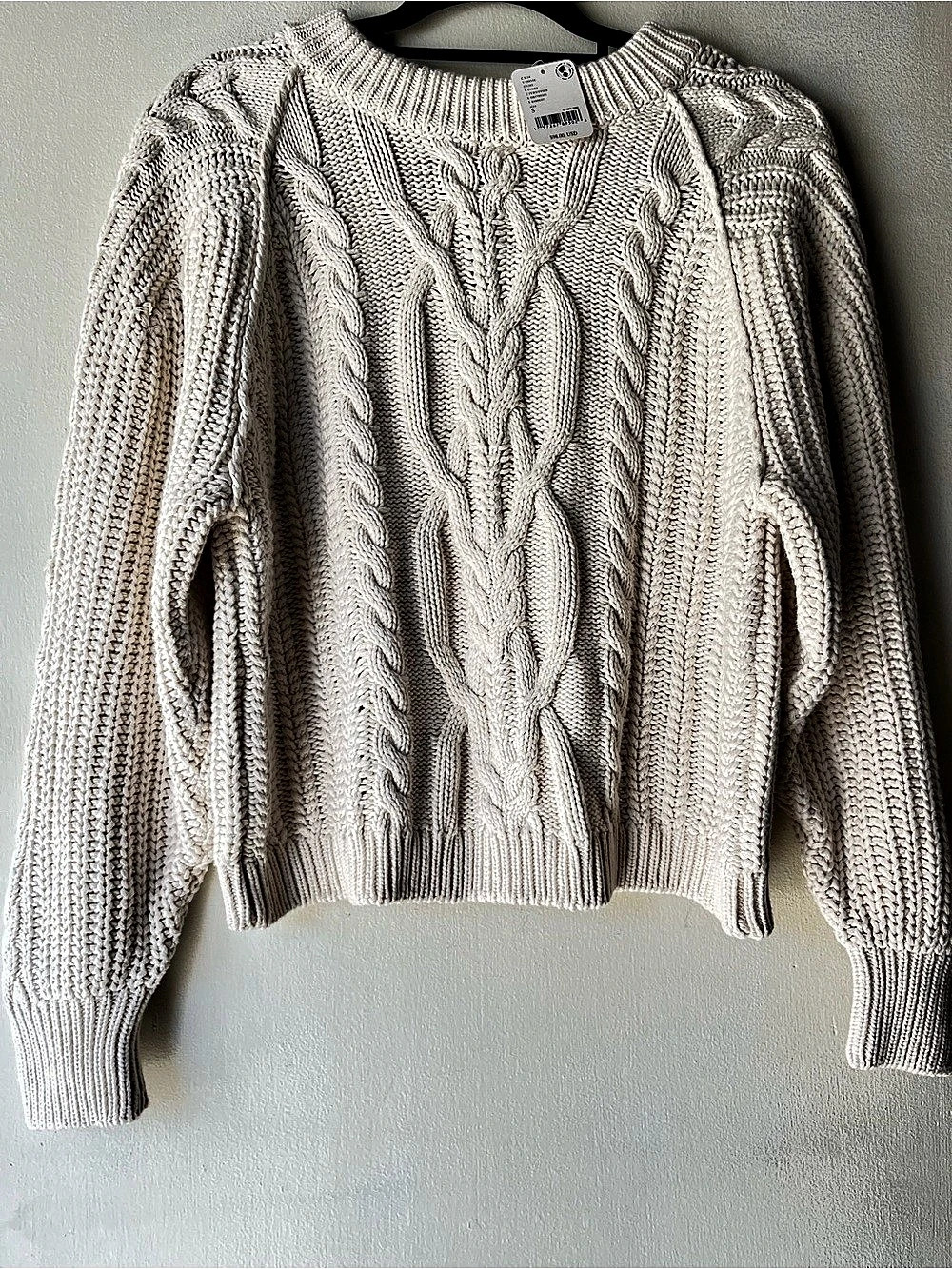 Free People Cable Knit Sweater 
Size Small NWT